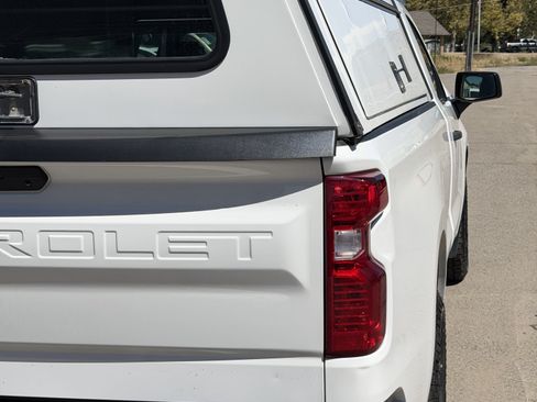 Used 2021 Chevrolet Silverado 1500 W/T RWD image 13