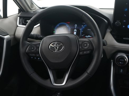 Used 2024 Toyota RAV4 Limited image 16