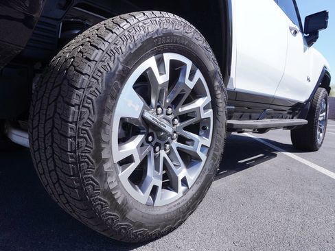 New 2025 GMC Hummer EV 2X image 6