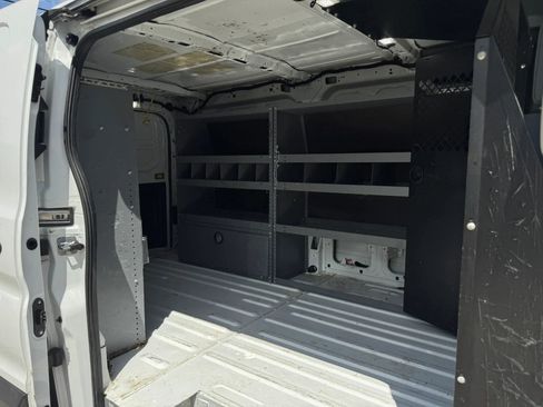 Used 2018 Ford Transit 250 130 Low Roof image 22