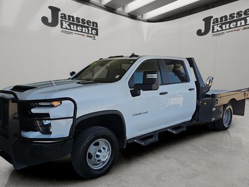 Used 2024 Chevrolet Silverado 3500 W/T w/ WT Convenience Package AWD/4WD image 2