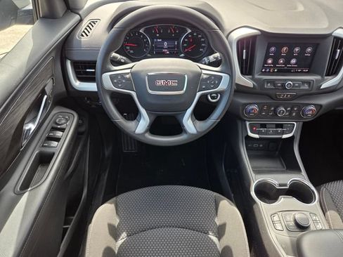 Used 2023 GMC Terrain SLE w/ Driver Convenience Package FWD image 12