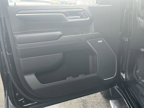 Used 2023 GMC Sierra 1500 SLT image 15