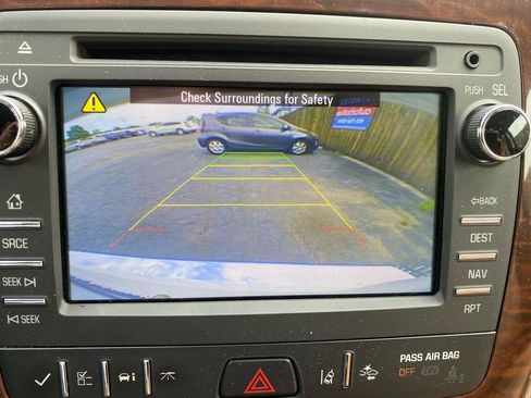 Used 2017 Buick Enclave Leather w/ Trailering Package FWD image 20