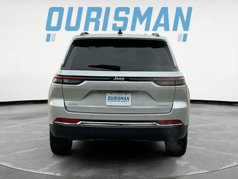 Used 2025 Jeep Grand Cherokee Laredo X w/ Luxury Tech Group I image 6