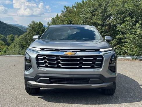 New 2027 Chevrolet Equinox LT AWD/4WD image 2