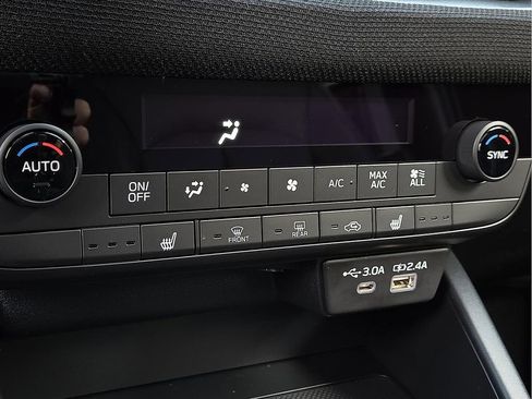 New 2026 Subaru Outback Premium AWD/4WD image 16