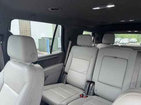 Used 2025 Chevrolet Tahoe LT AWD/4WD image 48