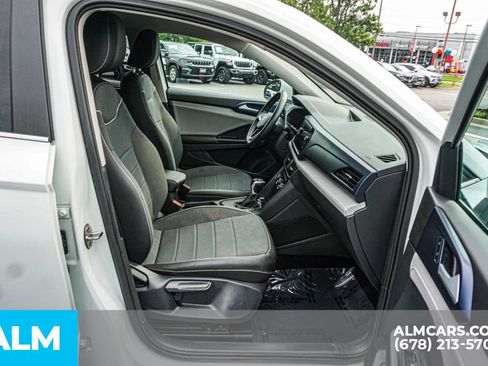 Used 2024 Volkswagen Taos SE FWD image 23