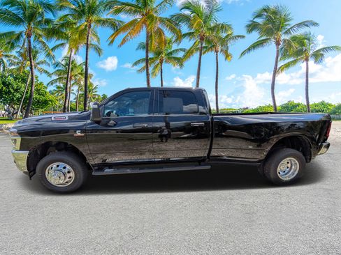 New 2026 RAM 3500 Tradesman AWD/4WD image 5