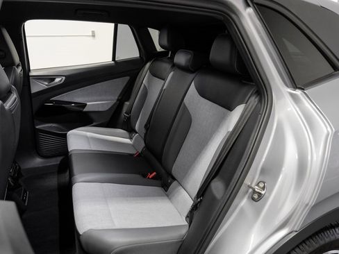 Used 2023 Volkswagen ID.4 Pro image 40