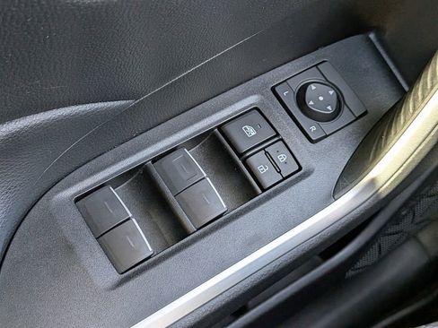 Used 2023 Toyota RAV4 XLE Premium image 25