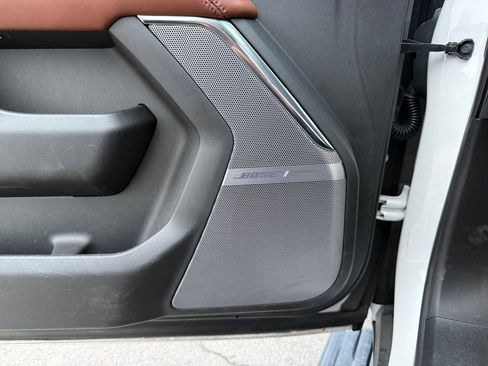 Used 2024 GMC Yukon Denali Ultimate image 28