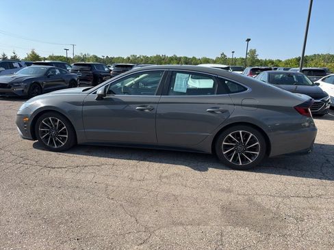 Used 2020 Hyundai Sonata Limited w/ Cargo Package FWD image 8