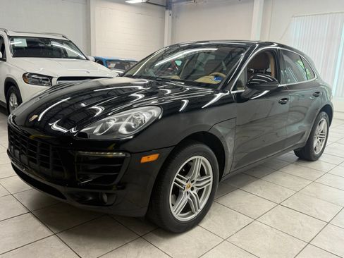Used 2016 Porsche Macan S w/ Premium Package Plus AWD/4WD image 3