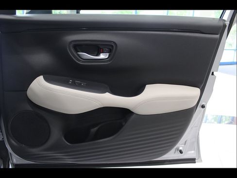 Certified 2023 Honda HR-V LX image 25
