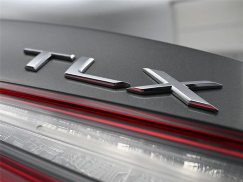 Certified 2025 Acura TLX w/ Technology Package image 26