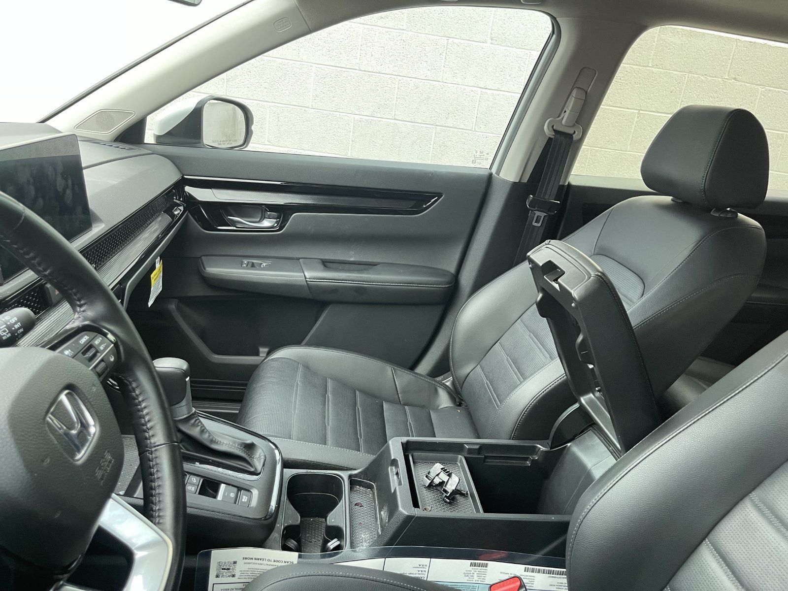 Used 2026 Honda CR-V EX-L image 12