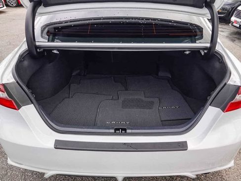 Used 2023 Toyota Camry SE image 23