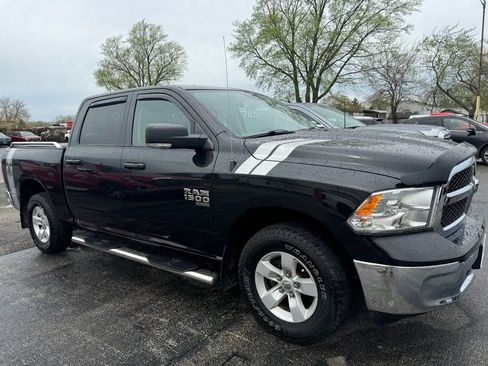 Used 2019 RAM 1500 Classic SLT w/ Luxury Group AWD/4WD image 1