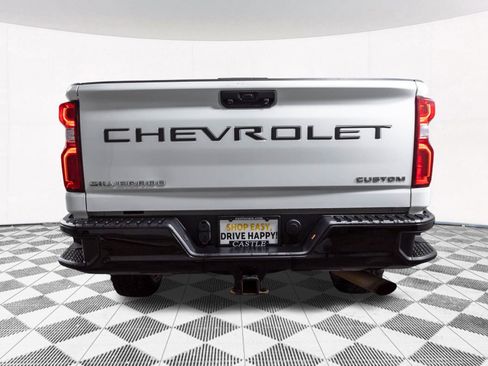 Used 2021 Chevrolet Silverado 2500 Custom w/ Custom Value Package AWD/4WD image 16
