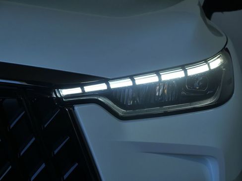 New 2026 INFINITI QX60 Sport image 9