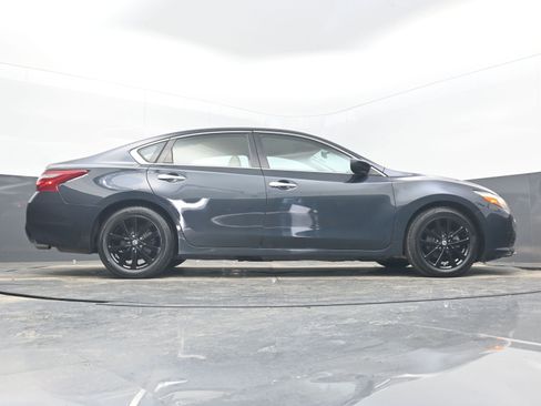 Used 2018 Nissan Altima 2.5 SV image 28