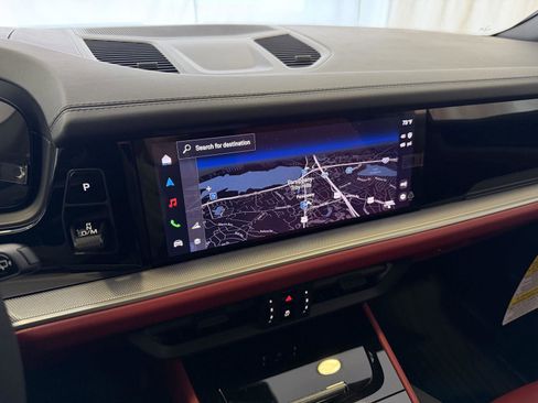 New 2026 Porsche Cayenne image 23