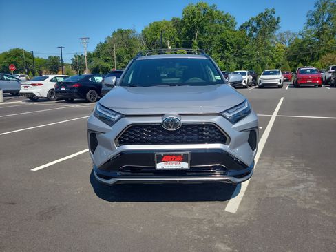 Certified 2025 Toyota RAV4 SE AWD/4WD image 2