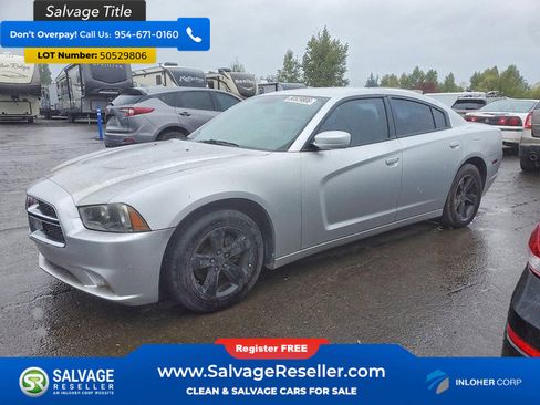 Used 2012 Dodge Charger SE image 1
