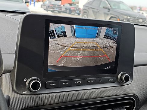 Used 2023 Hyundai Kona SEL image 18