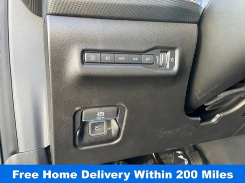 New 2026 Jeep Cherokee Limited image 25