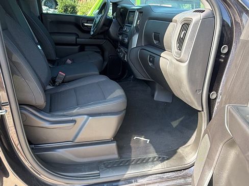 Used 2024 Chevrolet Silverado 1500 Custom Trail Boss w/ LPO, Dark Essentials Package AWD/4WD image 19
