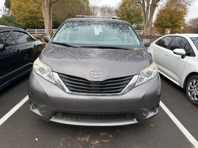 Used 2013 Toyota Sienna LE