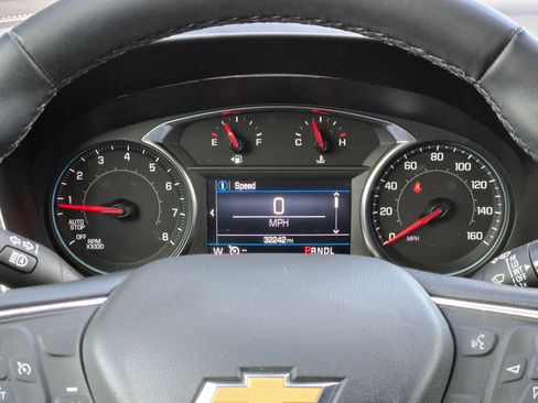 Used 2024 Chevrolet Equinox LT FWD image 23