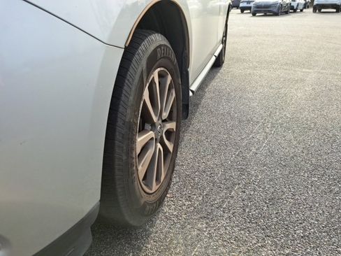 Used 2016 Nissan Pathfinder SV w/ SV Cold Weather Package image 16