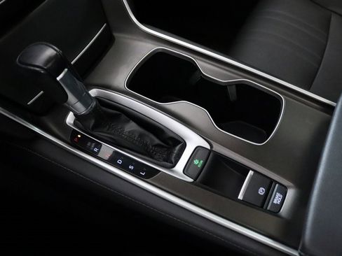 Used 2019 Honda Accord EX-L image 21