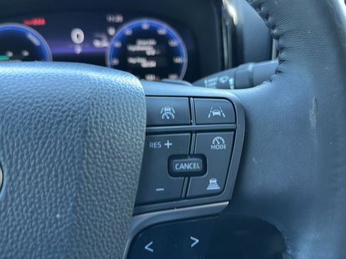 Used 2025 Toyota Camry XSE image 30