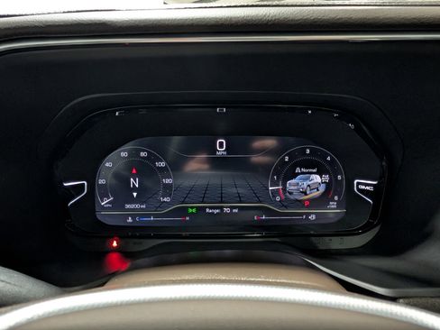 Used 2023 GMC Yukon XL Denali AWD/4WD image 37