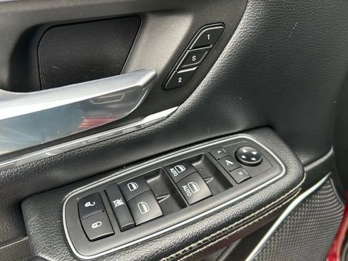 Used 2019 RAM 1500 Laramie w/ Sport Appearance Package AWD/4WD image 34