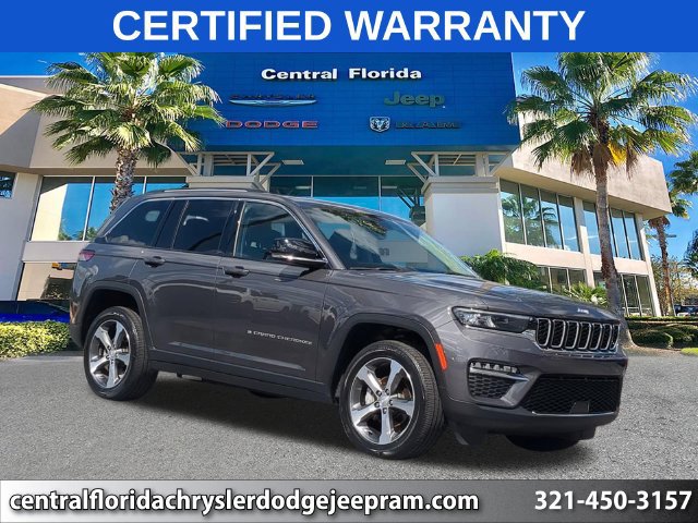 Certified 2023 Jeep Grand Cherokee Limited w/ Trailer Tow Prep Group (B) AWD/4WD image 1