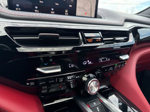 Used 2023 Acura MDX A-Spec image 23