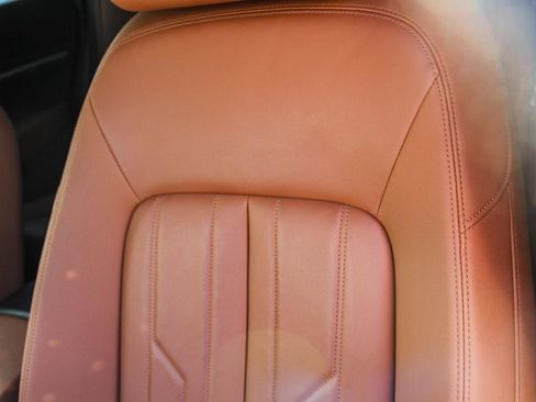 Certified 2022 Audi e-tron Premium w/ Convenience Plus Package image 28