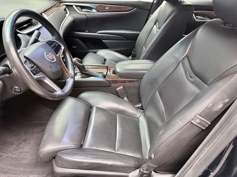 Used 2013 Cadillac XTS Luxury image 10