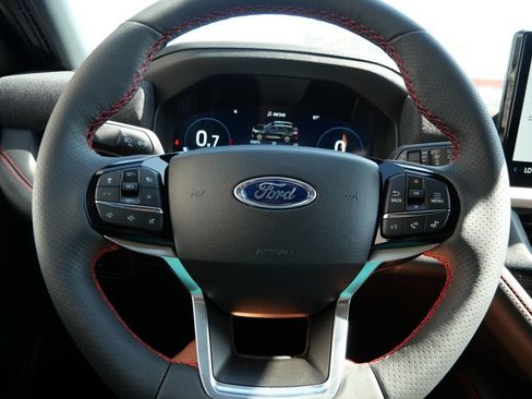 New 2026 Ford Explorer ST-Line w/ ST-Line Street Pack AWD/4WD image 24