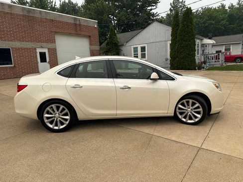 Used 2013 Buick Verano Leather FWD image 4