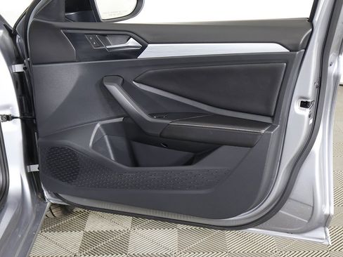 Used 2025 Volkswagen Jetta Sport image 22