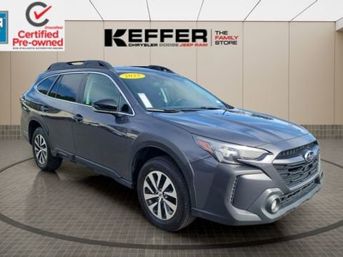 Used 2023 Subaru Outback Premium image 7