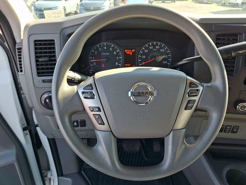 Used 2021 Nissan NV 2500 SV RWD image 18