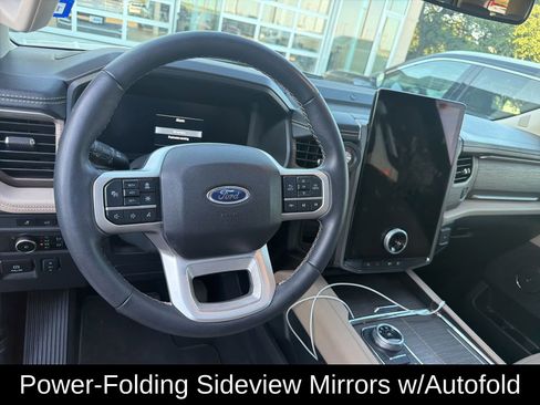 Used 2024 Ford Expedition Limited AWD/4WD image 13